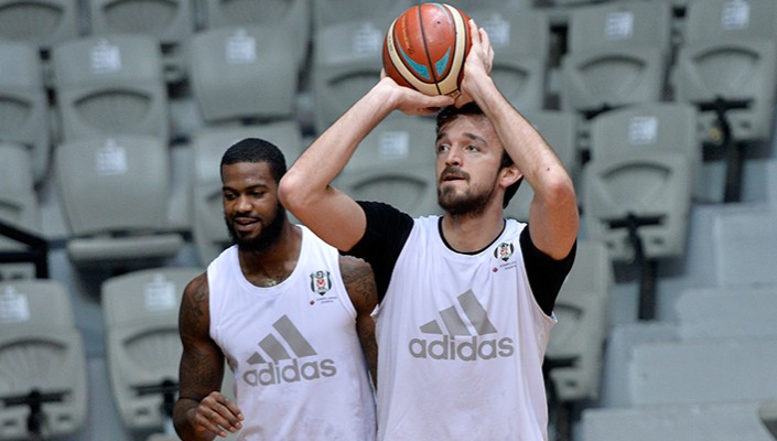 Anadolu Efes Maçı Hazırlıkları Sona Erdi Anadolu Efes Maçı Hazırlıkları Sona Erdi