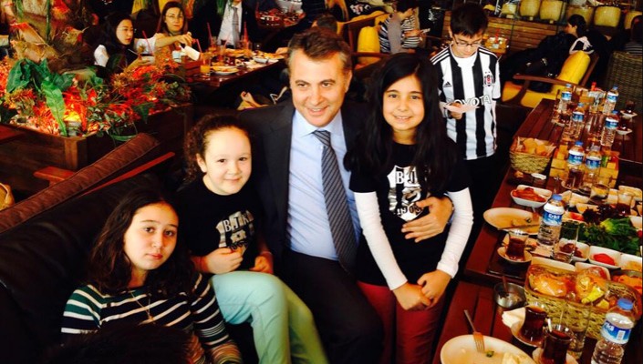 Başkanımız, Beşiktaşlılarla Kahvaltıda Buluştu Başkanımız, Beşiktaşlılarla Kahvaltıda Buluştu