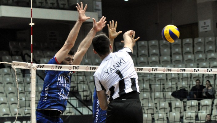 Beşiktaş:1 Halkbank:3 Beşiktaş:1 Halkbank:3
