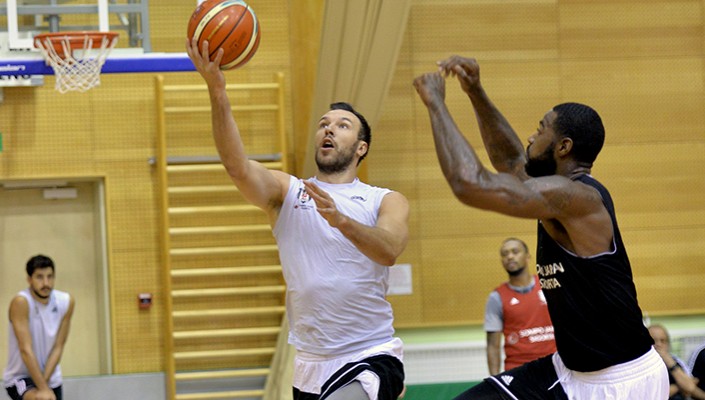 Slovenya'da İlk Antrenman Slovenya'da İlk Antrenman