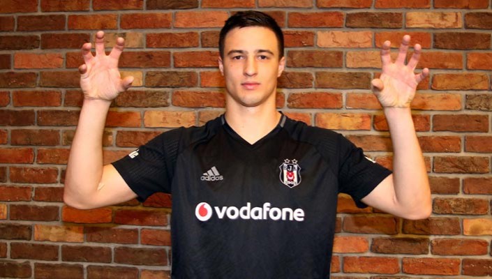Matej Mitrovic: ‘Türkiye’nin en büyük kulübü Beşiktaş’ Matej Mitrovic: ‘Türkiye’nin en büyük kulübü Beşiktaş’