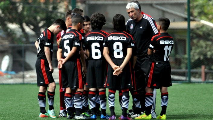Dardanelspor:2 Beşiktaş:0 (U-14) Dardanelspor:2 Beşiktaş:0 (U-14)