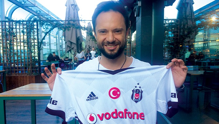 Özgün: “Beşiktaş sayesinde başımız dik yürüyoruz” Özgün: “Beşiktaş sayesinde başımız dik yürüyoruz”