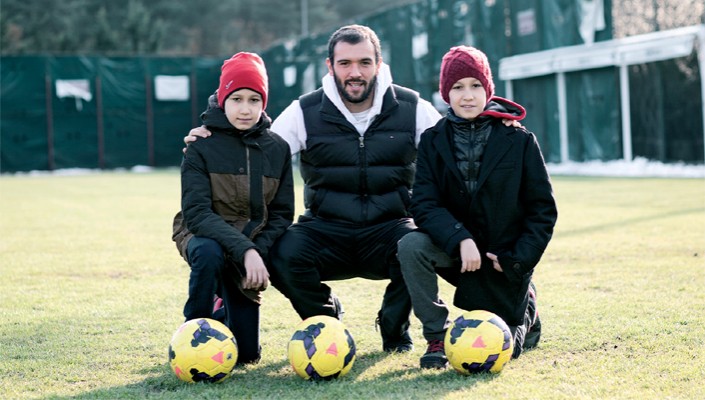 Serdar Kurtuluş Yavru Kartal Dergisi’ne Konuştu Serdar Kurtuluş Yavru Kartal Dergisi’ne Konuştu
