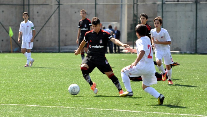 Beşiktaş:2 Kartalspor:0 (U-15) Beşiktaş:2 Kartalspor:0 (U-15)