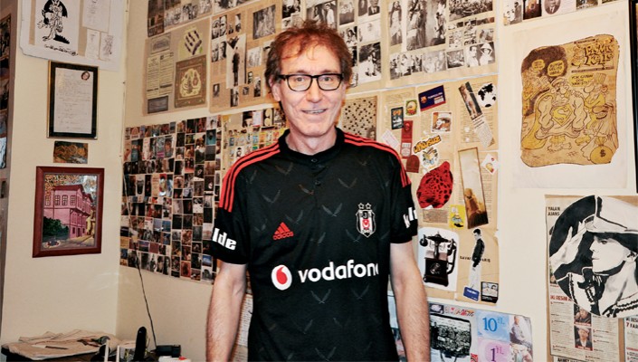 Yaşayan tek takım şairi; Beşiktaş’ın şairi! Yaşayan tek takım şairi; Beşiktaş’ın şairi!