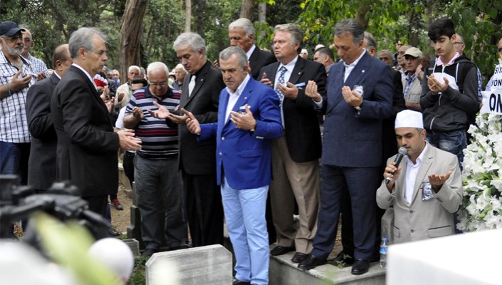 Onursal Başkanımız Süleyman Seba’yı Andık Onursal Başkanımız Süleyman Seba’yı Andık