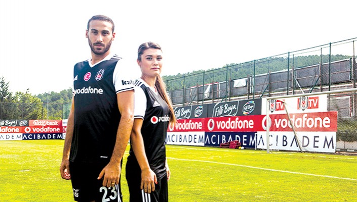 Cenk Tosun & Gizem Gönültaş: “Şampiyonluğa adım adım” Cenk Tosun & Gizem Gönültaş: “Şampiyonluğa adım adım”