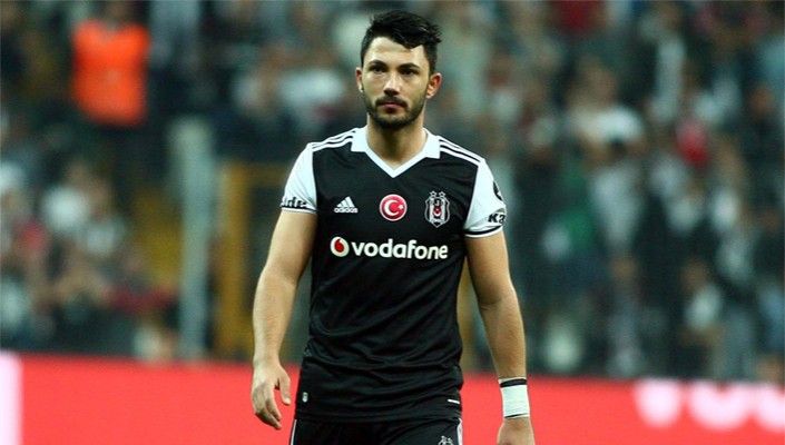Tolgay Arslan Vodafone Arena Kartal Yuvası’nda Bugün Taraftarlarımızla Buluşacak Tolgay Arslan Vodafone Arena Kartal Yuvası’nda Bugün Taraftarlarımızla Buluşacak
