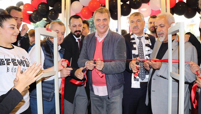 Adana Kartal Yuvası, Başkanımız Fikret Orman’ın Katılımıyla Yeni Adresinde Hizmete Açıldı Adana Kartal Yuvası, Başkanımız Fikret Orman’ın Katılımıyla Yeni Adresinde Hizmete Açıldı