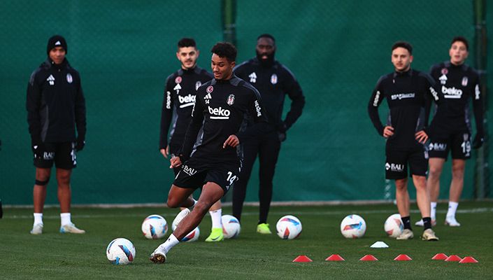 Adana Demirspor Maçı Antrenman Notları Adana Demirspor Maçı Antrenman Notları