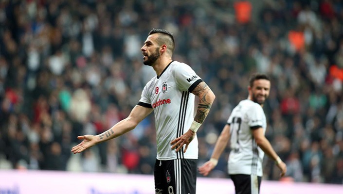 Alvaro Negredo: ‘Çok mutluyum’ Alvaro Negredo: ‘Çok mutluyum’