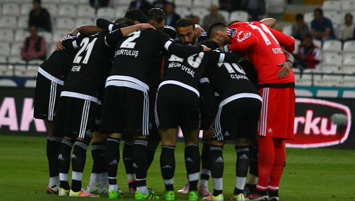 Futbolcularımızın Sağlık Durumları Hakkında Bilgilendirme Futbolcularımızın Sağlık Durumları Hakkında Bilgilendirme