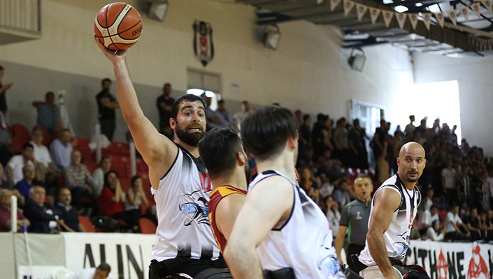 Beşiktaş RMK Marine:57 Galatasaray:60 Beşiktaş RMK Marine:57 Galatasaray:60