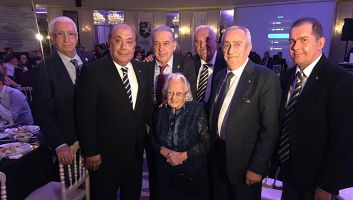Sakaryalı Beşiktaşlılar 115. Yıl Kutlamasında Buluştu Sakaryalı Beşiktaşlılar 115. Yıl Kutlamasında Buluştu