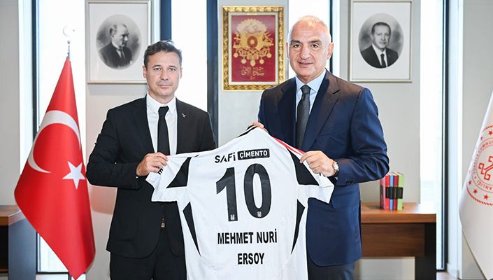 Asbaşkanımız Kaan Kasacı’dan Kültür ve Turizm Bakanı Mehmet Nuri Ersoy’a Ziyaret Asbaşkanımız Kaan Kasacı’dan Kültür ve Turizm Bakanı Mehmet Nuri Ersoy’a Ziyaret