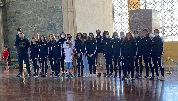 Atletizm Takımımızdan Anıtkabir Ziyareti Atletizm Takımımızdan Anıtkabir Ziyareti