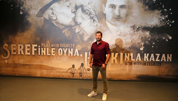 Beşiktaş Sompo Japan’ın Yeni Başantrenörü Ufuk Sarıca İçin İmza Töreni Düzenlenecek Beşiktaş Sompo Japan’ın Yeni Başantrenörü Ufuk Sarıca İçin İmza Töreni Düzenlenecek