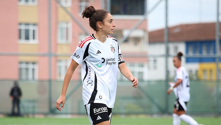 Başak Gündoğdu: ‘Bizim çok kıymetli taraftarlarımız var’ Başak Gündoğdu: ‘Bizim çok kıymetli taraftarlarımız var’