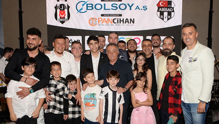 Başkanımız Ahmet Nur Çebi, Adana Beşiktaşlı İş Adamları Derneği’nin Yardım Gecesine Katıldı Başkanımız Ahmet Nur Çebi, Adana Beşiktaşlı İş Adamları Derneği’nin Yardım Gecesine Katıldı