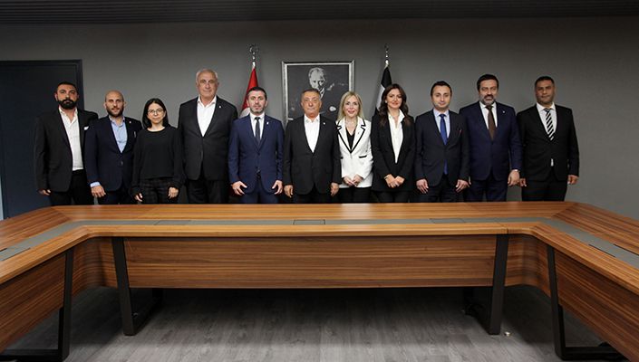 Başkanımız Ahmet Nur Çebi, Denetim Kurulumuzun Başkanı Gökhan Tiryaki ve Üyeleriyle Bir Araya Geldi Başkanımız Ahmet Nur Çebi, Denetim Kurulumuzun Başkanı Gökhan Tiryaki ve Üyeleriyle Bir Araya Geldi