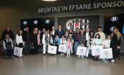 Beşiktaş Chairman Hasan Arat met with earthquake-survivor children 