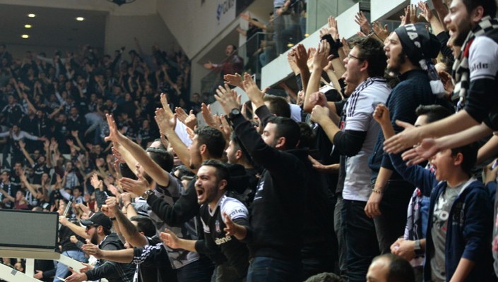 Anadolu Efes Maçında Beşiktaş Sompo Japan Desteğinizi Bekliyor Anadolu Efes Maçında Beşiktaş Sompo Japan Desteğinizi Bekliyor