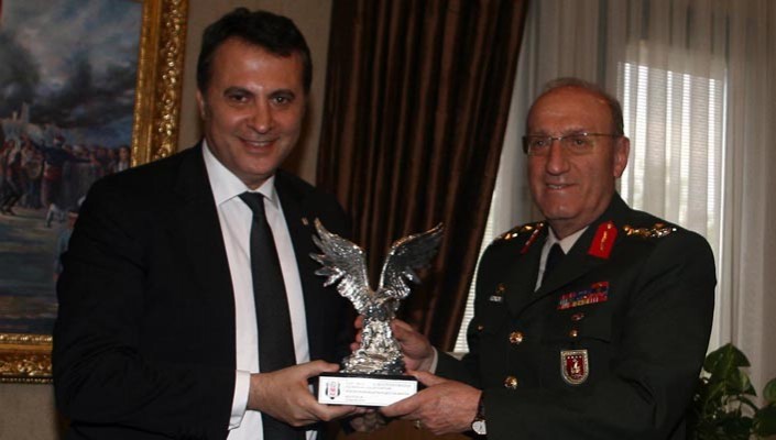 Orgeneral Hayri Kıvrıkoğlu’na Ziyaret Orgeneral Hayri Kıvrıkoğlu’na Ziyaret