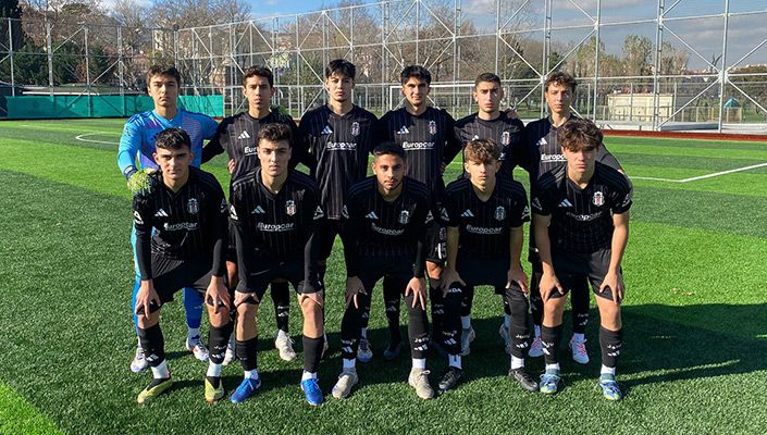 Beşiktaş:1 Net Global Sivasspor:3 (U-17) Beşiktaş:1 Net Global Sivasspor:3 (U-17)