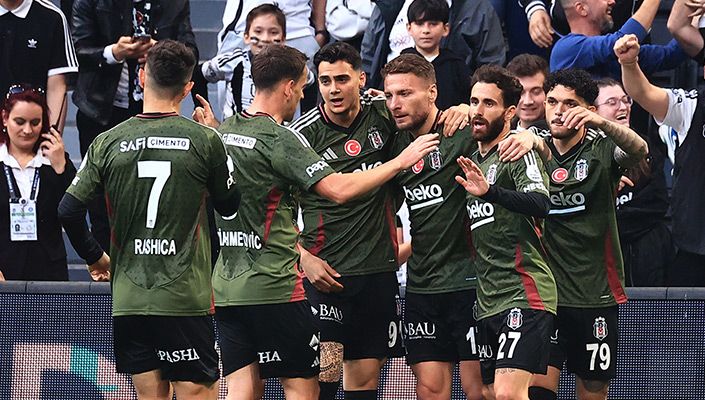 Beşiktaş:4 Adana Demirspor:1 Beşiktaş:4 Adana Demirspor:1