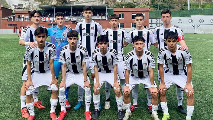 Beşiktaş:4 Beykoz Anadolu Spor:1 (U-16) Beşiktaş:4 Beykoz Anadolu Spor:1 (U-16)