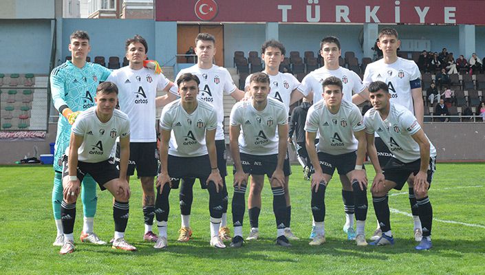 Beşiktaş Artaş:1 Fraport-Tav Antalyaspor:2 (U-19) Beşiktaş Artaş:1 Fraport-Tav Antalyaspor:2 (U-19)