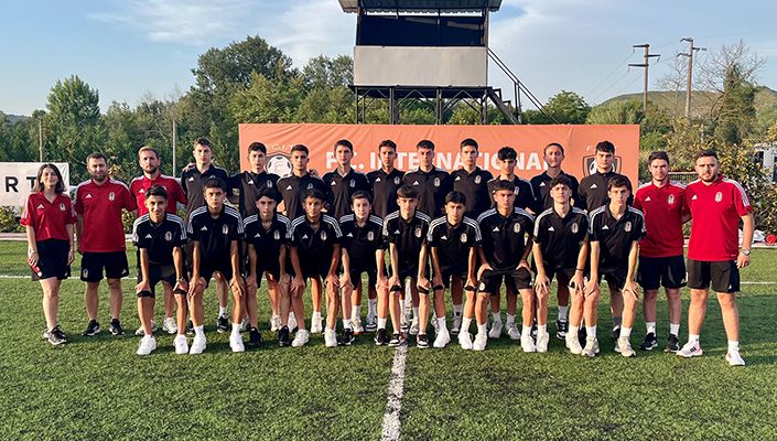 Beşiktaş Artaş U-15 Takımımız, Future of Football Tournament’e Katıldı Beşiktaş Artaş U-15 Takımımız, Future of Football Tournament’e Katıldı