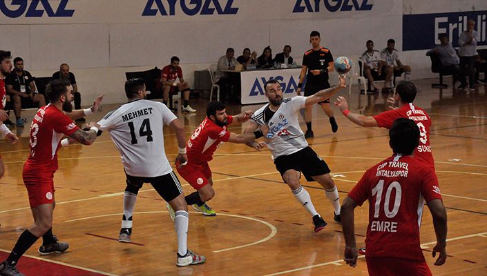 Beşiktaş Aygaz:25 Antalyaspor:23 Beşiktaş Aygaz:25 Antalyaspor:23