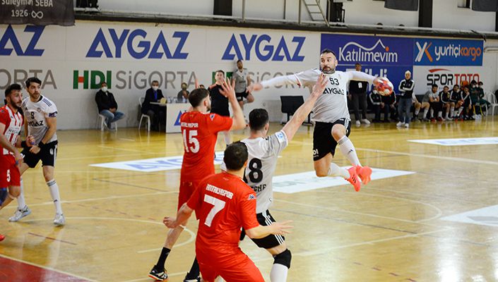 Hentbol Süper Lig'de Rakip İzmir Bş. Bld. Hentbol Süper Lig'de Rakip İzmir Bş. Bld.