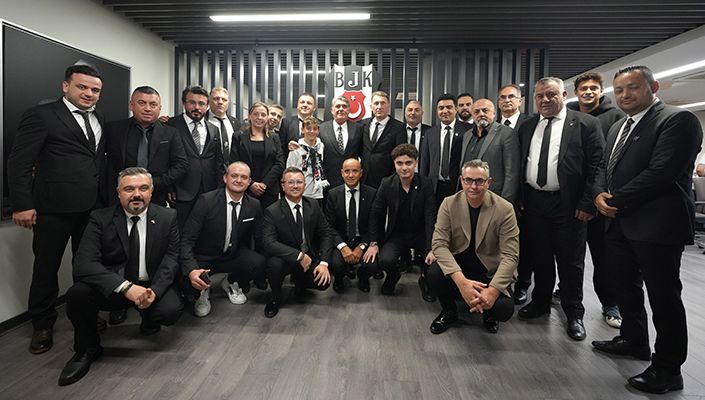 Beşiktaş Derneklerinden Başkanımız Serdal Adalı’ya Ziyaret Beşiktaş Derneklerinden Başkanımız Serdal Adalı’ya Ziyaret