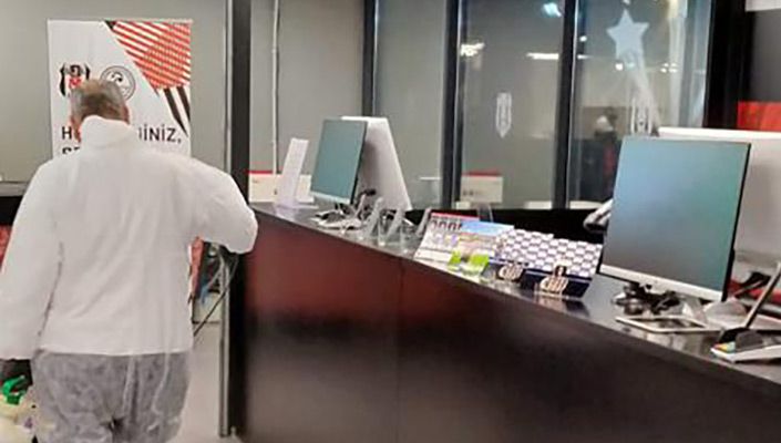 Beşiktaş JK Müzesi’nde Dezenfekte Çalışması Yapıldı Beşiktaş JK Müzesi’nde Dezenfekte Çalışması Yapıldı
