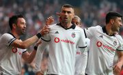 Beşiktaş win 6th straight with a 4-goal show 