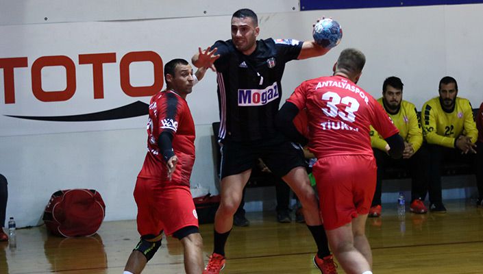 Beşiktaş Mogaz:30 Antalyaspor:27 Beşiktaş Mogaz:30 Antalyaspor:27