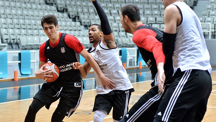 Beşiktaş Sompo Japan Takımımız Hazırlıklarını Sürdürüyor Beşiktaş Sompo Japan Takımımız Hazırlıklarını Sürdürüyor