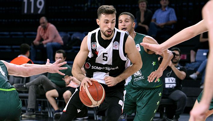 Beşiktaş Sompo Sigorta:97 Teksüt Bandırma:82 Beşiktaş Sompo Sigorta:97 Teksüt Bandırma:82