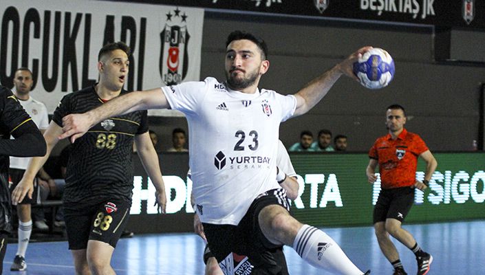 Beşiktaş Yurtbay Seramik Takımımız Hentbol Süper Lig’i Üçüncü Tamamladı Beşiktaş Yurtbay Seramik Takımımız Hentbol Süper Lig’i Üçüncü Tamamladı