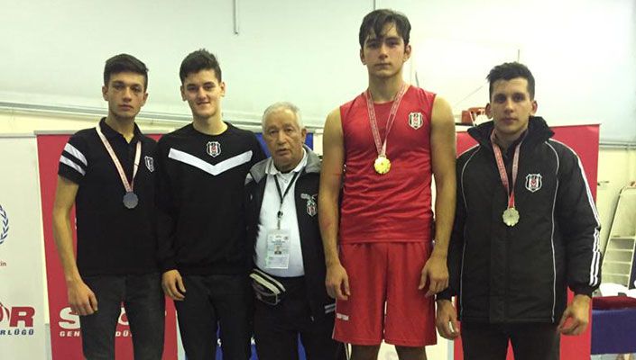 Boks Takımımızdan Çifte Şampiyonluk Boks Takımımızdan Çifte Şampiyonluk