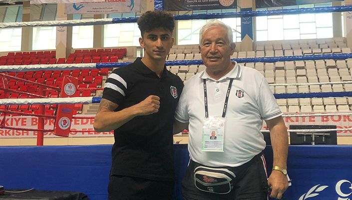 Boksörümüz Barış Arıcı Türkiye Şampiyonası’na Katılmaya Hak Kazandı Boksörümüz Barış Arıcı Türkiye Şampiyonası’na Katılmaya Hak Kazandı