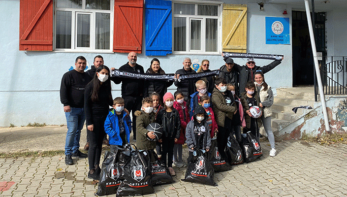Bursa Beşiktaşlılar Derneği’nden Eğitime Destek Etkinliği Bursa Beşiktaşlılar Derneği’nden Eğitime Destek Etkinliği