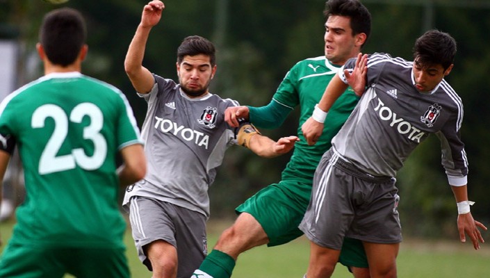 Beşiktaş:1 Bursaspor:1 (U-19) Beşiktaş:1 Bursaspor:1 (U-19)