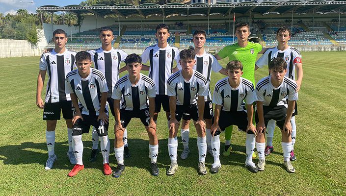 Corendon Alanyaspor:2 Beşiktaş:2 (U-17) Corendon Alanyaspor:2 Beşiktaş:2 (U-17)