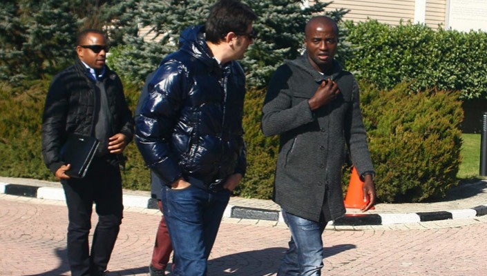 Dany Nounkeu Tesisleri Gezdi Dany Nounkeu Tesisleri Gezdi