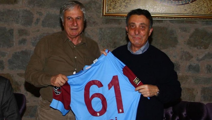 Trabzon’da Dostluk Yemeği Trabzon’da Dostluk Yemeği