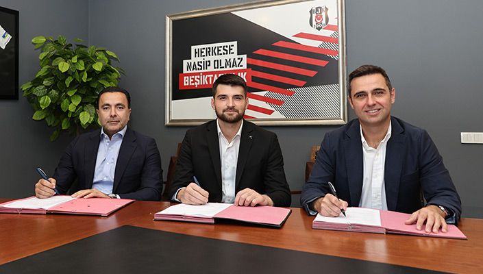 Ersin Destanoğlu’nun Sözleşmesi Yenilendi Ersin Destanoğlu’nun Sözleşmesi Yenilendi